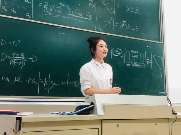http://www.nufe.edu.cn/__local/C/5C/2F/FCFA8A8B6903C1E4835B41A1F78_E8389575_5ED0E.png